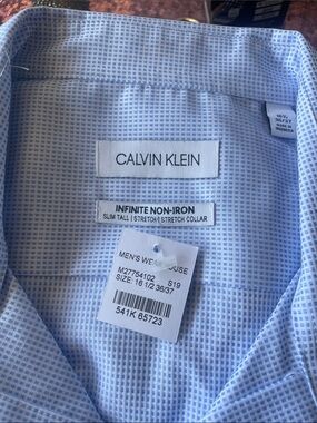 Calvin Klein Men's Light Blue Grid Infinite Non-Iron Dress Shirt